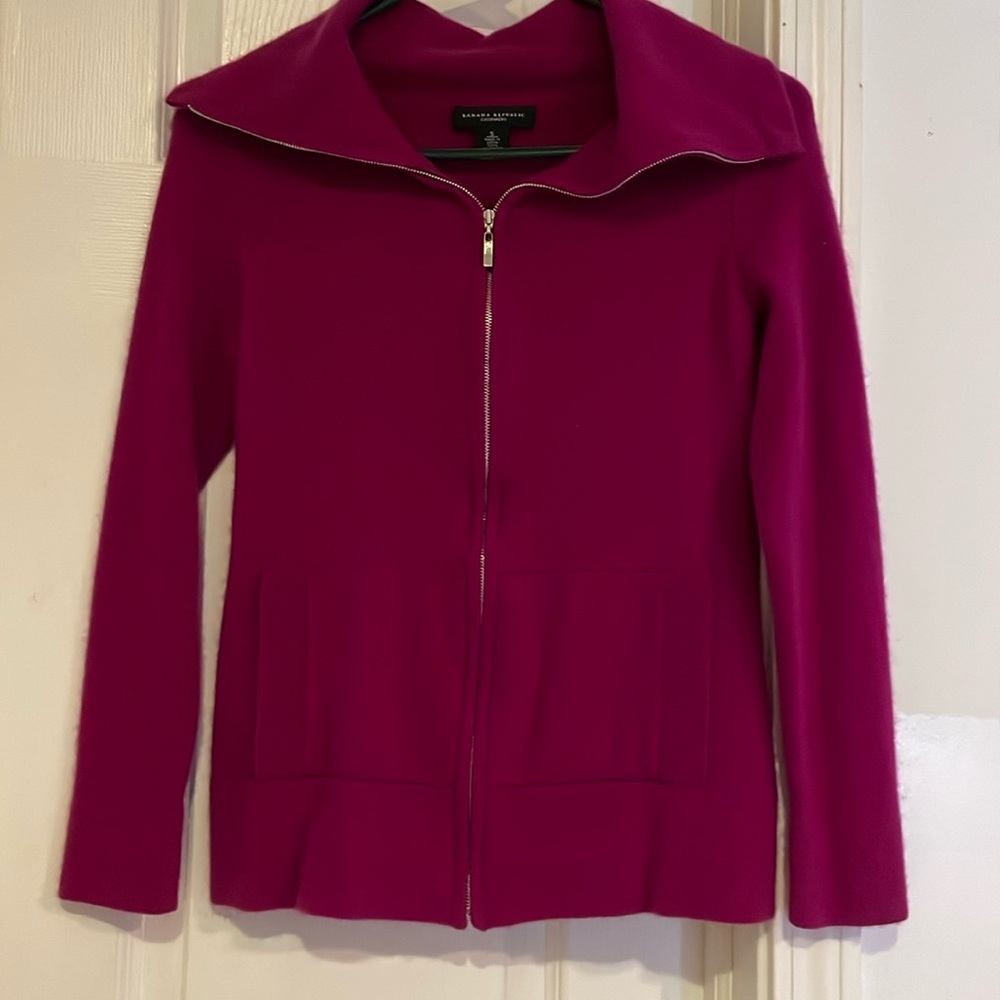 Banana republic cashmere zip up sweater. Fuchsia color